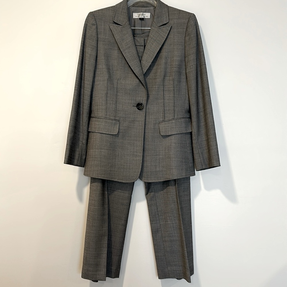 Tahari ASL Grey Suit
Pristine Condition - Like New